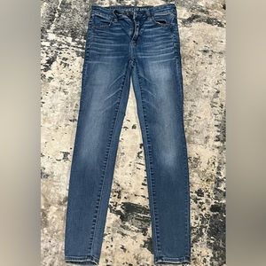American Eagle Women’s High Rise Jegging Jeans